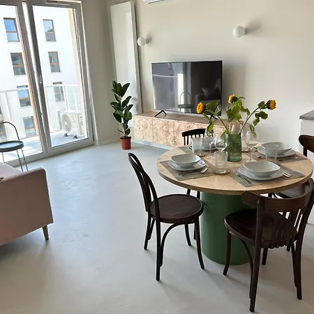 Ostoya Mare Due * Rumia